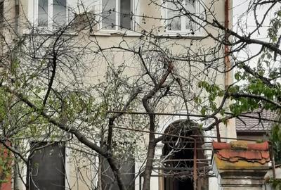 Vand casa zona centrala Ploie?ti - 1