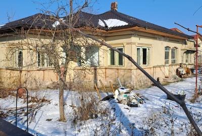 Casă cu 4 camere cu Teren 1300 Mp în Dascălu - 10