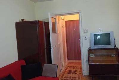 Vand garsoniera  cf. 1, etaj 2/9,  zona  Aleea Carpati - 6