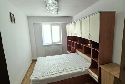 Inchiriez apartament 3cam.confort 1 Inchiriez apartament 3cam.confort 1 - 5