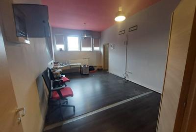 Delfinariu, spatiu 289 mp., ideal birouri/sali de curs etc., parcare Delfinariu, spatiu 289 mp., ideal birouri/sali de curs etc., parcare - 3