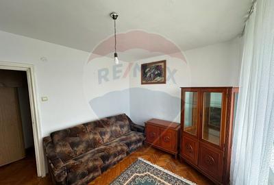 Apartament 2 camere- str. GEORGE COSBUC - 3