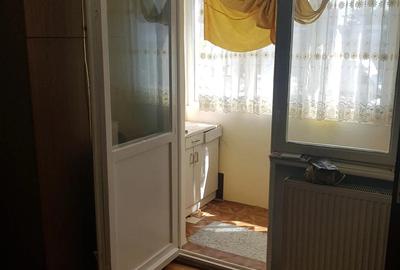 Proprietar inchiriez apartament pe milcov - 1