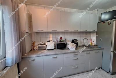 Apartament 4 camere etaj 1 vedere spre Padurea Dumbrava Valea Aurie - 3