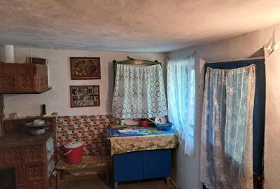 Casă cu 4 camere în Răchitoasa - 4