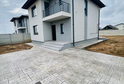 Casă Individuală P+1E, 4 Camere, 2 Băi – Teren 450 mp, Comuna Berceni- 174.000 E - 2