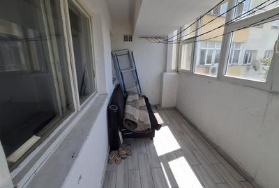 Apartament cu 3 camere semidecomandat, mobilat în Colentina - 17