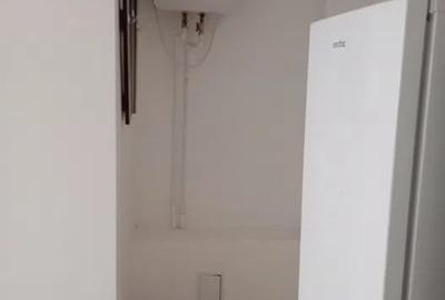 Garsoniera, zona Baza 3 - 6