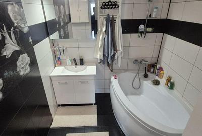 Casă cu 5 camere cu Teren 620 Mp în Central - 8