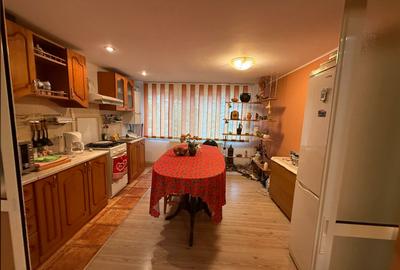 Apartament cu 3 camere decomandat, mobilat în Gară - 1