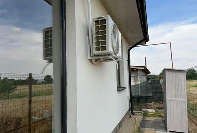 Casă individuală cu 4 camere cu Teren 428 Mp în Grădiștea - 12