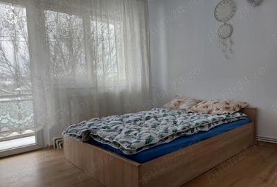 Apartament cu 3 camere semidecomandat în Central - 4