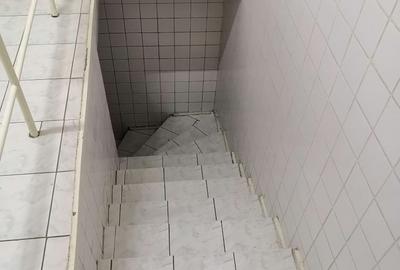 Spațiu comercial, de 150 mp, în Noua - 7