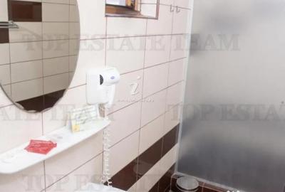 Casă cu 10 camere cu Teren 974 Mp în Central - 2