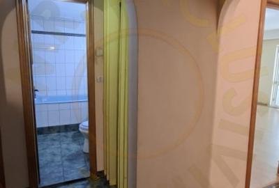 Apartament cu 3 camere decomandat în Exercițiu - 15