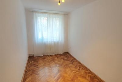 Vand apartament de 3 camere,etaj 1,zona Calea Dumbravii -Dioda - 10