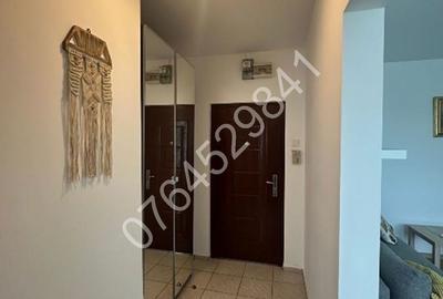 Apartament cu 2 camere semidecomandat, mobilat în 1 Mai - 1