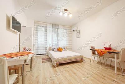 Garsonieră decomandată în 15 Noiembrie