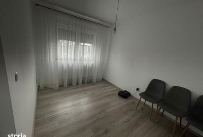 Apartament cu 3 camere în Micro 15 - 5