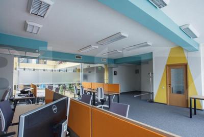 Spațiu comercial, de 1,450 mp, în Central - 7