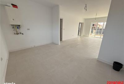 Casă cu 3 camere cu Teren 350 Mp în Hemeiuș - 1