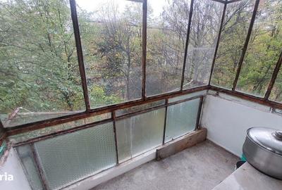 Apartament cu 3 camere semidecomandat în Central - 8