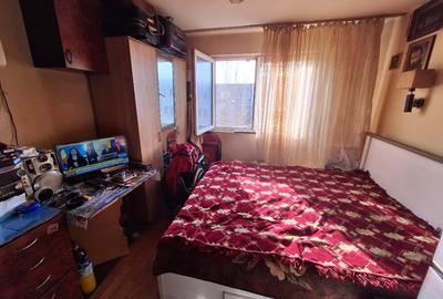 Garsoniera Micro 40 etaj 4/4 15 mp bloc mixt  mobilata 26000E - 1