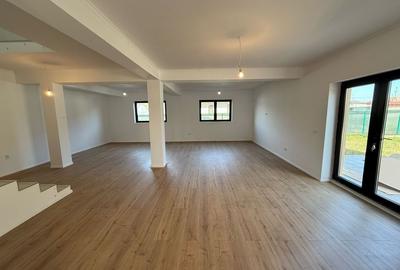 Tunari -  Central * Casa 4 camere - 9