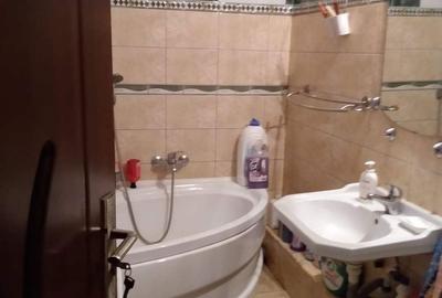 Apartament cu 2 camere decomandat în Nufărul - 2