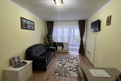 Apartament cu 2 camere decomandat, mobilat în Sud