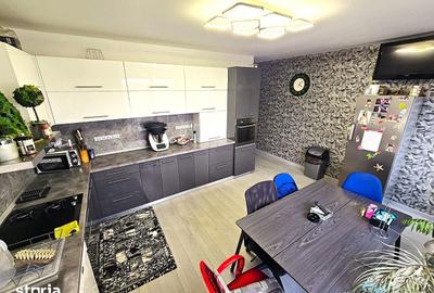 Casă cu 5 camere cu Teren 544 Mp în Central - 11