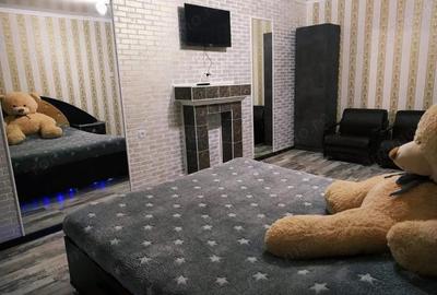 Garsonieră decomandată în Titan