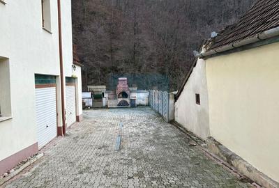 Casă cu 15 camere cu Canalizare în Lendt - 23