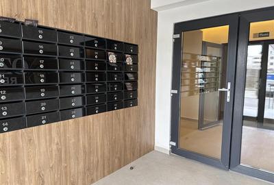 Apartament cu 2 camere decomandat în Tractorul - 1