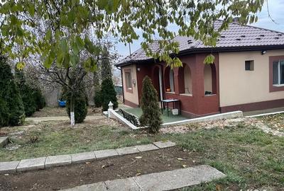 Casa de vanzare in Aroneanu - 8