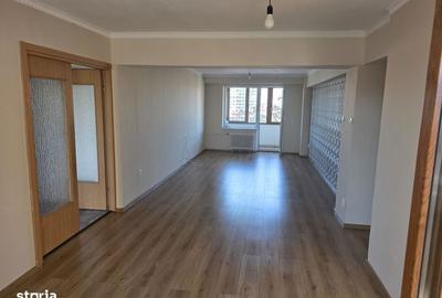 Apartament cu 3 camere decomandat în Decebal - 6