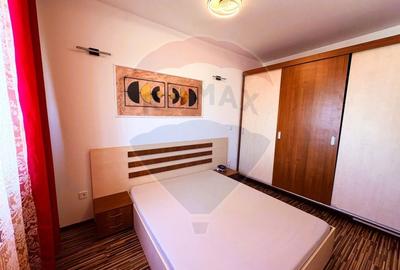 Apartament cu 3 camere semidecomandat, mobilat în UTA - 4