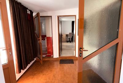 Casă individuală cu 4 camere cu Canalizare în Central - 6