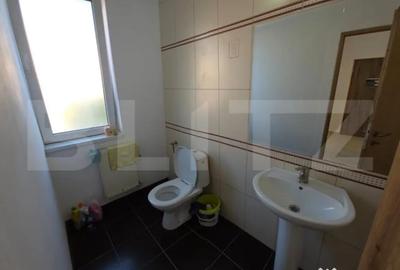 Casă cu 4 camere cu Teren 250 Mp în Central - 2