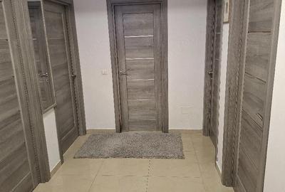Apartament cu 3 camere decomandat în Central - 4