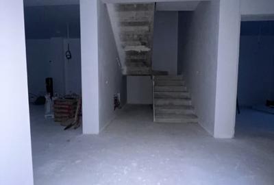 Duplex 5 camere, P+M, 122 mp utili, 390 mp teren - Mosnita Noua - 2