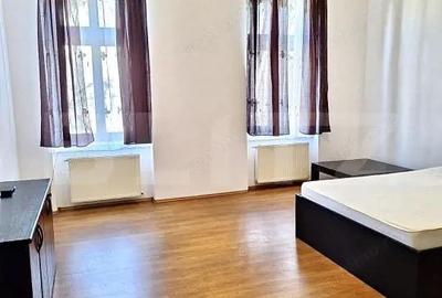 Apartament cu 4 camere decomandat în Central - 3