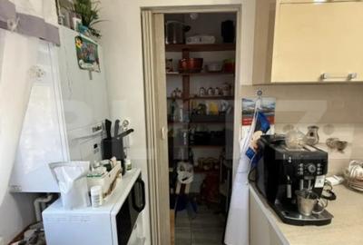 Apartament cu 4 camere decomandat, mobilat în Carpați 1 - 13