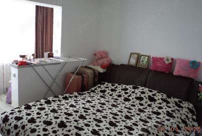 Apartament cu 3 camere decomandat în Lunei - 3