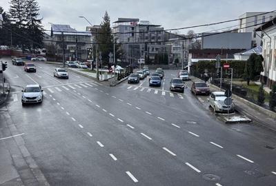 Casă cu 5 camere cu Canalizare în Craiovei - 3