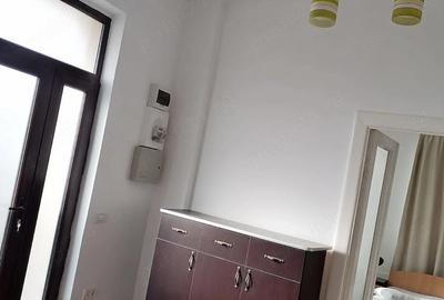 Casă cu 2 camere cu Teren 134 Mp în Central - 2