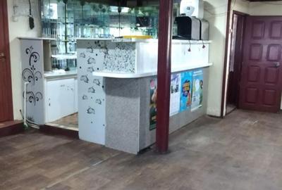 Spațiu comercial, de 150 mp, în Vama - 2