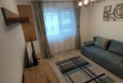 Garsonieră decomandată în Roșu - 4