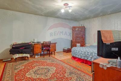 Casă cu 3 camere cu Canalizare în Dumbrăvița - 9