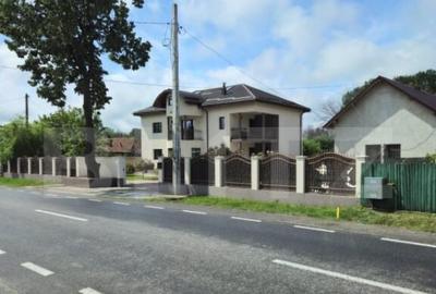 Vila moderna de vanzare, cu 5 camere, 380 mp, zona rurala - 2